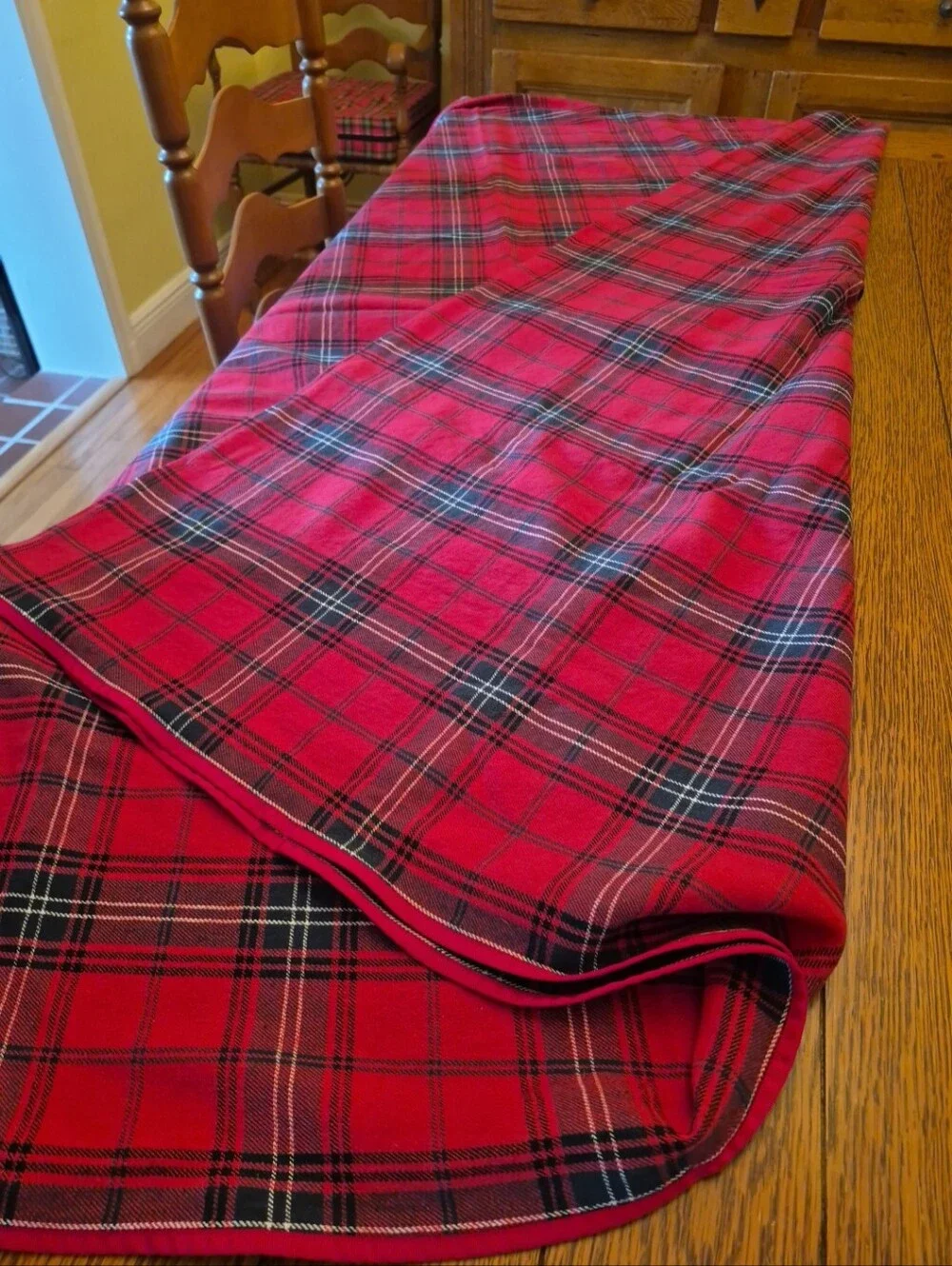 Williams Sonoma classic tartan
